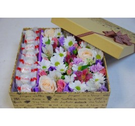 Коробка с цветами №3