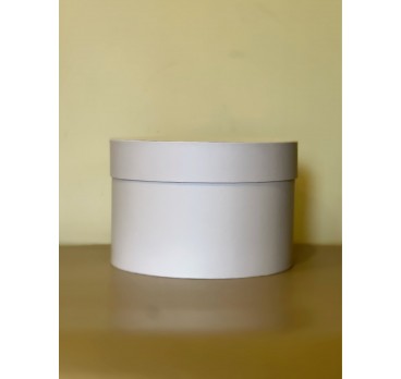 Короткая круглая коробка 22,5 см Белый